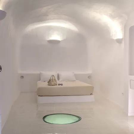 Villa Luna Santorini Pyrgos Kallistis