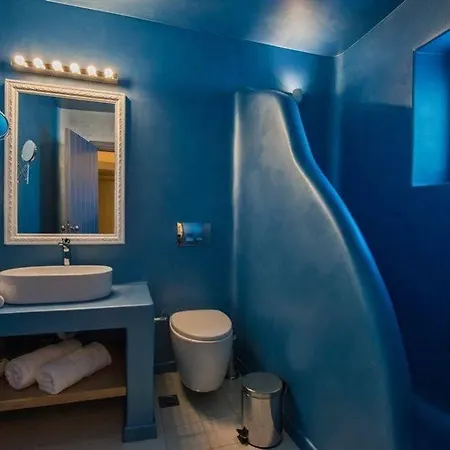 Villa Luna Santorini Pyrgos Kallistis
