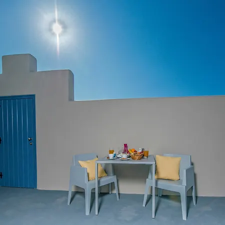 Villa Luna Santorini Pyrgos Kallistis