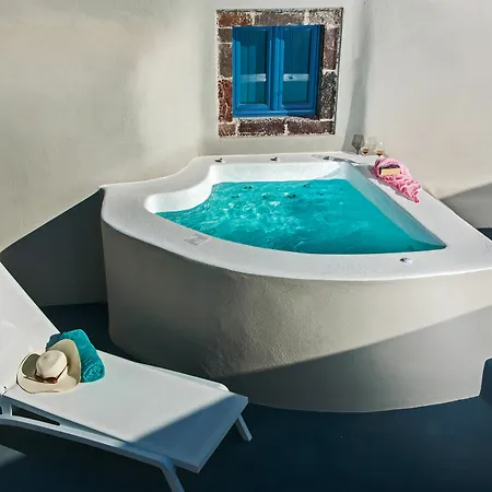 Villa Luna Santorini *
