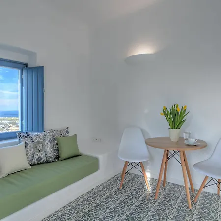 Villa Luna Santorini